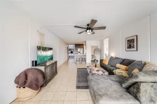 Photo #4: 202517164 Listing