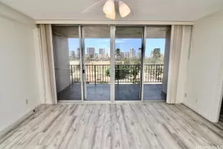 Photo #3: 202517172 Listing 