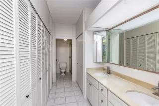 Photo #4: 202517174 Listing