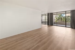 Photo #3: 202517185 Listing 