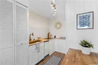 Photo #5: 202517189 Listing 