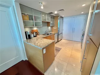 Photo #5: 202517199 Listing 