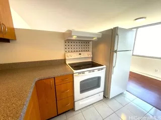 Photo #6: 202517219 Listing 