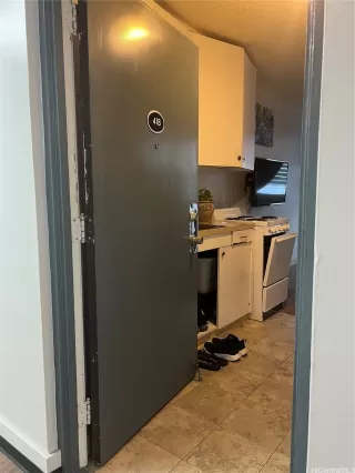 Photo #5: 202517222 Listing 