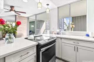 Photo #6: 202517250 Listing 