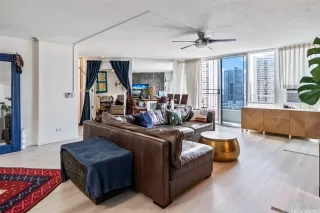 Photo #2: 202517266 Listing 