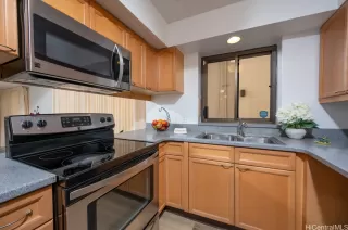 Photo #3: 202517268 Listing 