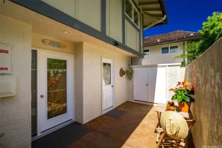 Photo #2: 202517281 Listing 