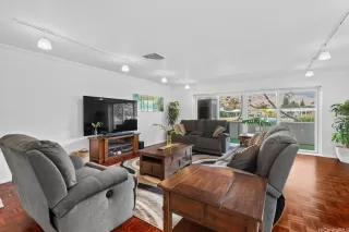 Photo #4: 202517281 Listing 