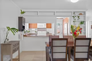 Photo #5: 202517281 Listing 