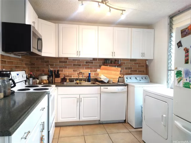 MLS: 202517289 Condo For Sale