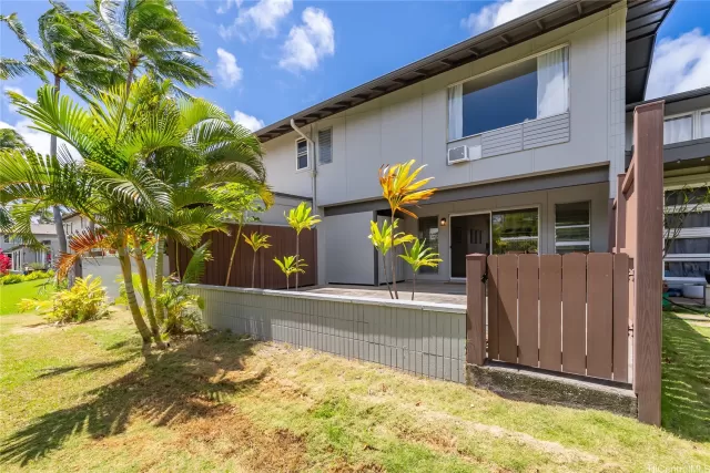 MLS: 202517292 Condo For Sale