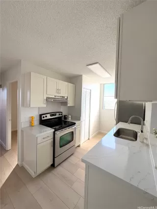 Photo #4: 202517306 Listing 