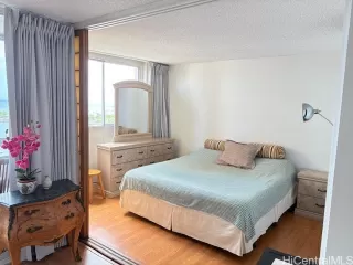 Photo #2: 202517311 Listing 