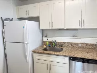 Photo #3: 202517311 Listing 