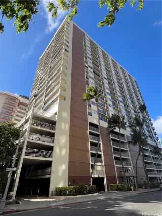 More Details about MLS # 202517316 : 444 NAHUA STREET 1901