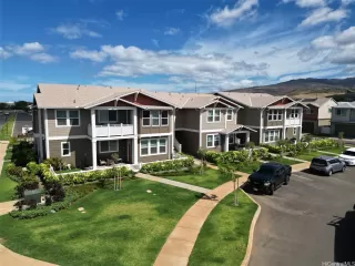 Photo #4: 202517359 Listing 