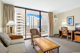 Photo #3: 202517370 Listing 