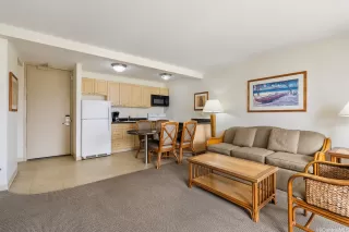 Photo #6: 202517370 Listing 