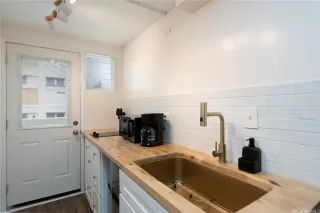 Photo #5: 202517445 Listing 