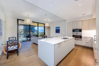 Photo #4: 202517466 Listing 