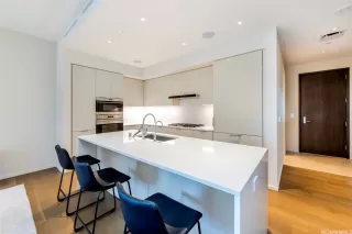 Photo #5: 202517466 Listing 