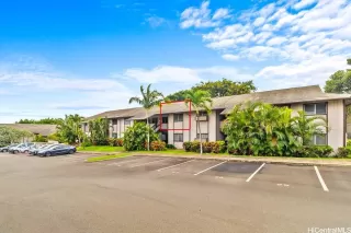 Browse active condo listings in COLLEGE GARDENS 1