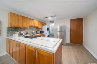 Photo #3: 202517528 Listing 