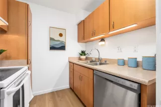 Photo #4: 202517529 Listing 