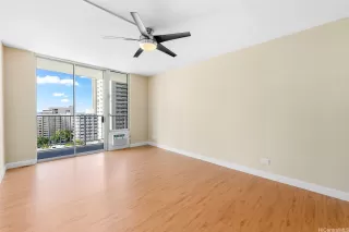 Photo #3: 202517531 Listing 