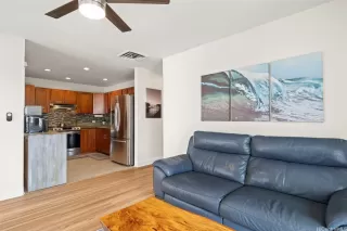 Photo #3: 202517532 Listing 