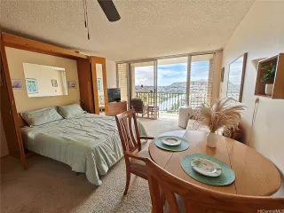 Photo #2: 202517544 Listing 