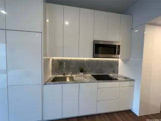 Photo #5: 202517546 Listing 