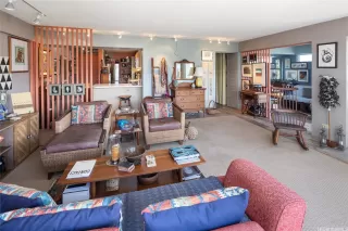 Photo #3: 202517607 Listing 