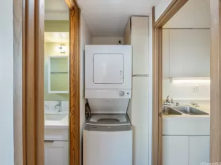 Photo #4: 202517612 Listing 