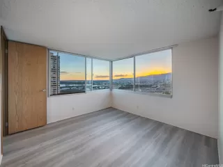 Photo #6: 202517612 Listing 