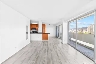 Photo #2: 202517627 Listing 