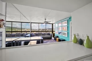 Photo #3: 202517639 Listing 