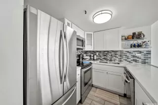 Photo #4: 202517639 Listing 