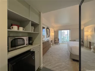 Photo #4: 202517641 Listing 