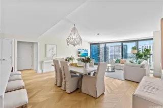 Photo #2: 202517649 Listing 