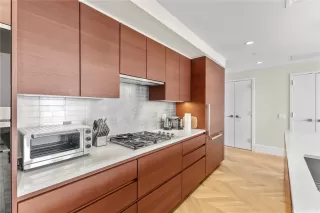 Photo #6: 202517649 Listing 