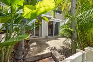 More Details about MLS # 202517661 : 92-1551 ALIINUI DRIVE 17H