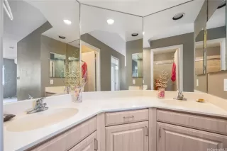 Photo #5: 202517661 Listing 