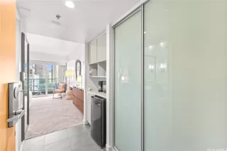 Photo #5: 202517689 Listing 