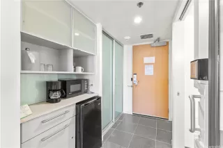 Photo #6: 202517689 Listing 