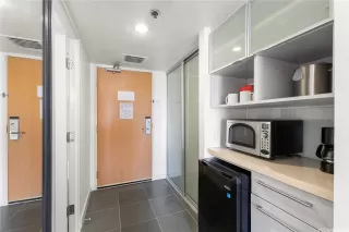 Photo #5: 202517694 Listing 