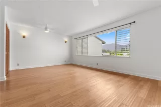 Photo #3: 202517708 Listing 