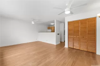 Photo #4: 202517708 Listing 