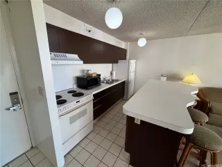 Photo #4: 202517746 Listing 